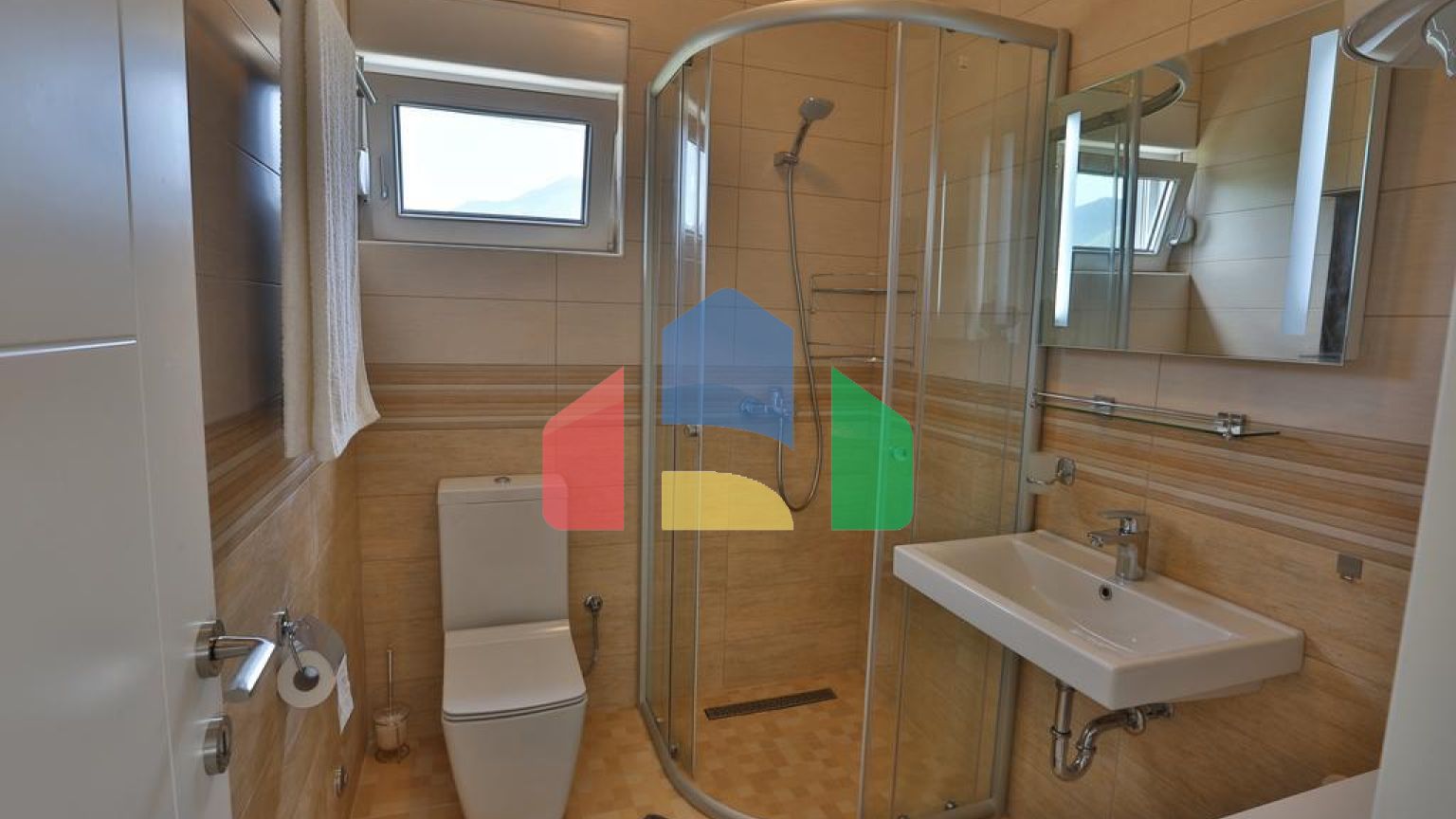 Готовый бизнес, мини-отель на 10 номеров в Тивате