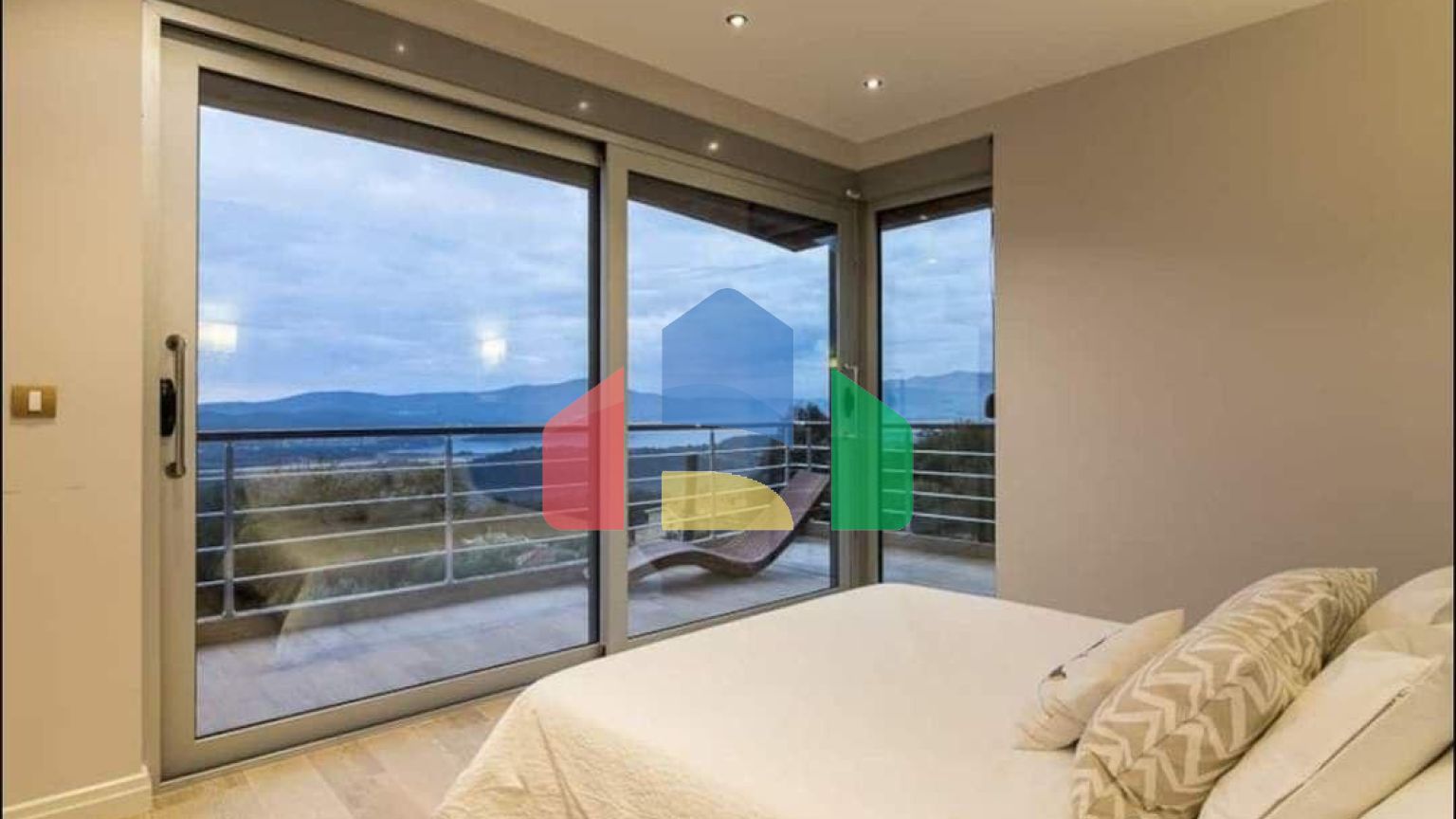 Шикарная квартира в жилом комплексе с приватной территорией