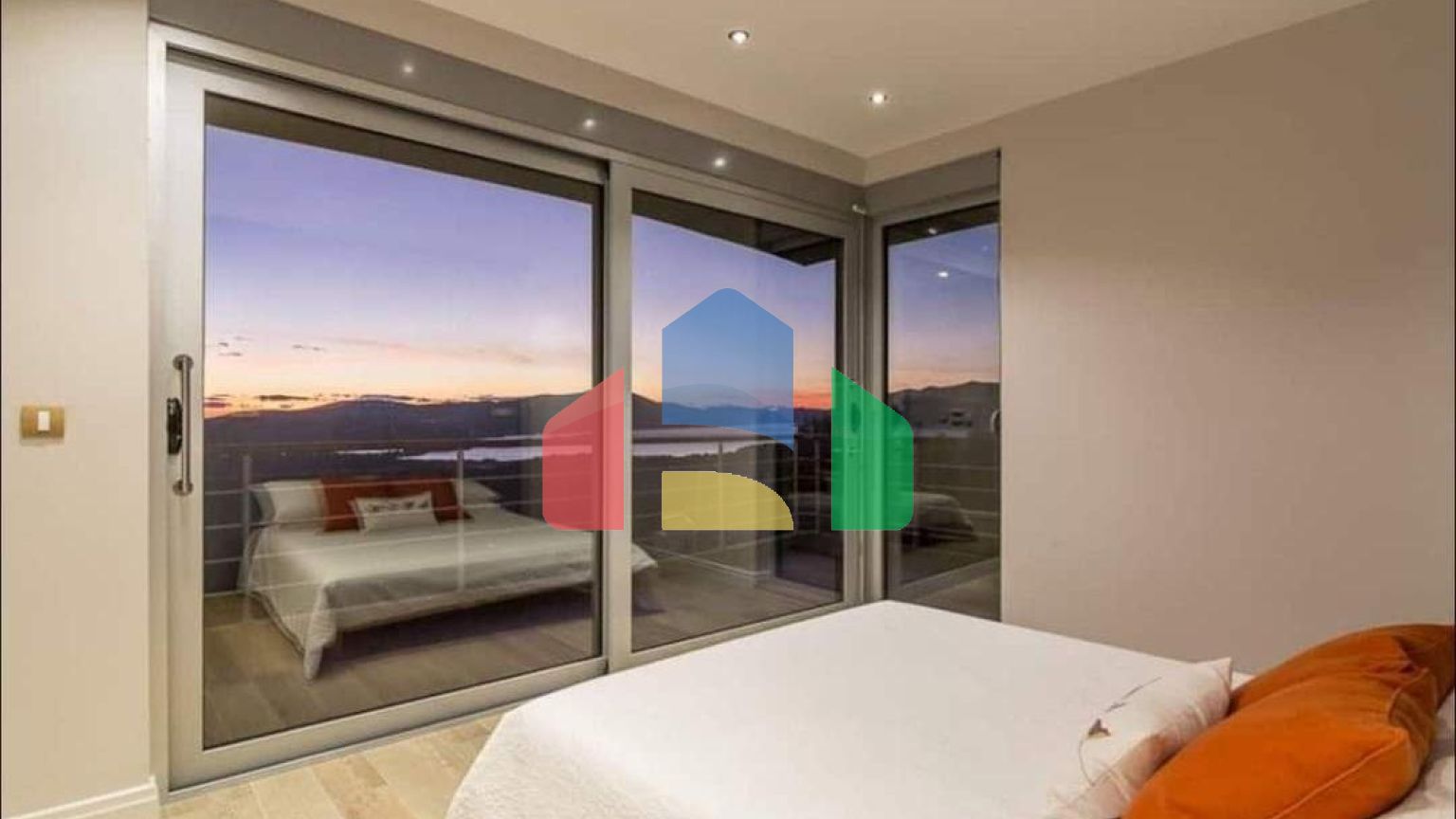 Шикарная квартира в жилом комплексе с приватной территорией