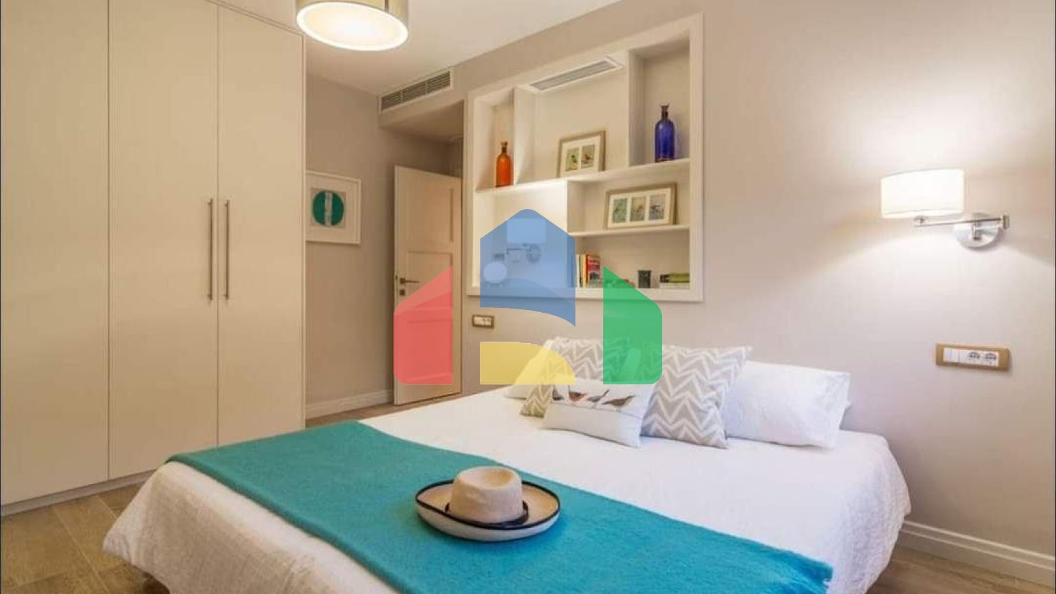 Шикарная квартира в жилом комплексе с приватной территорией