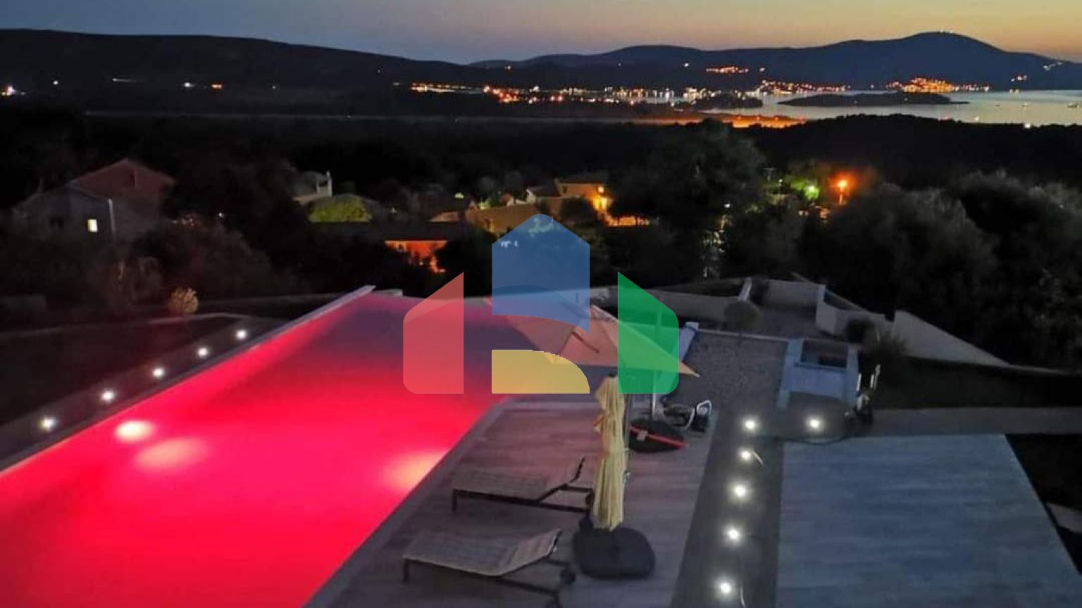 Шикарная квартира в жилом комплексе с приватной территорией