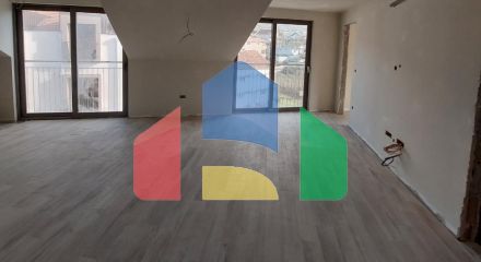One bedroom apartment with parking space, Tivat