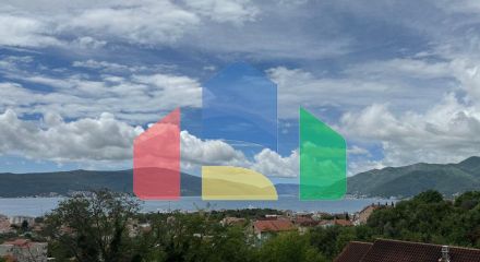 Apartment for sale in Tivat - 300,000 euros
