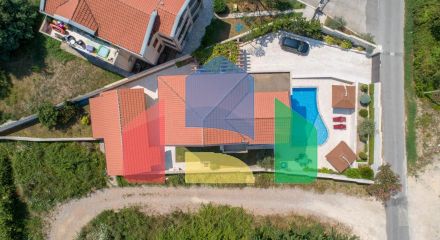 Новая вилла с бассейном и гаражом в Боничи, Тиват