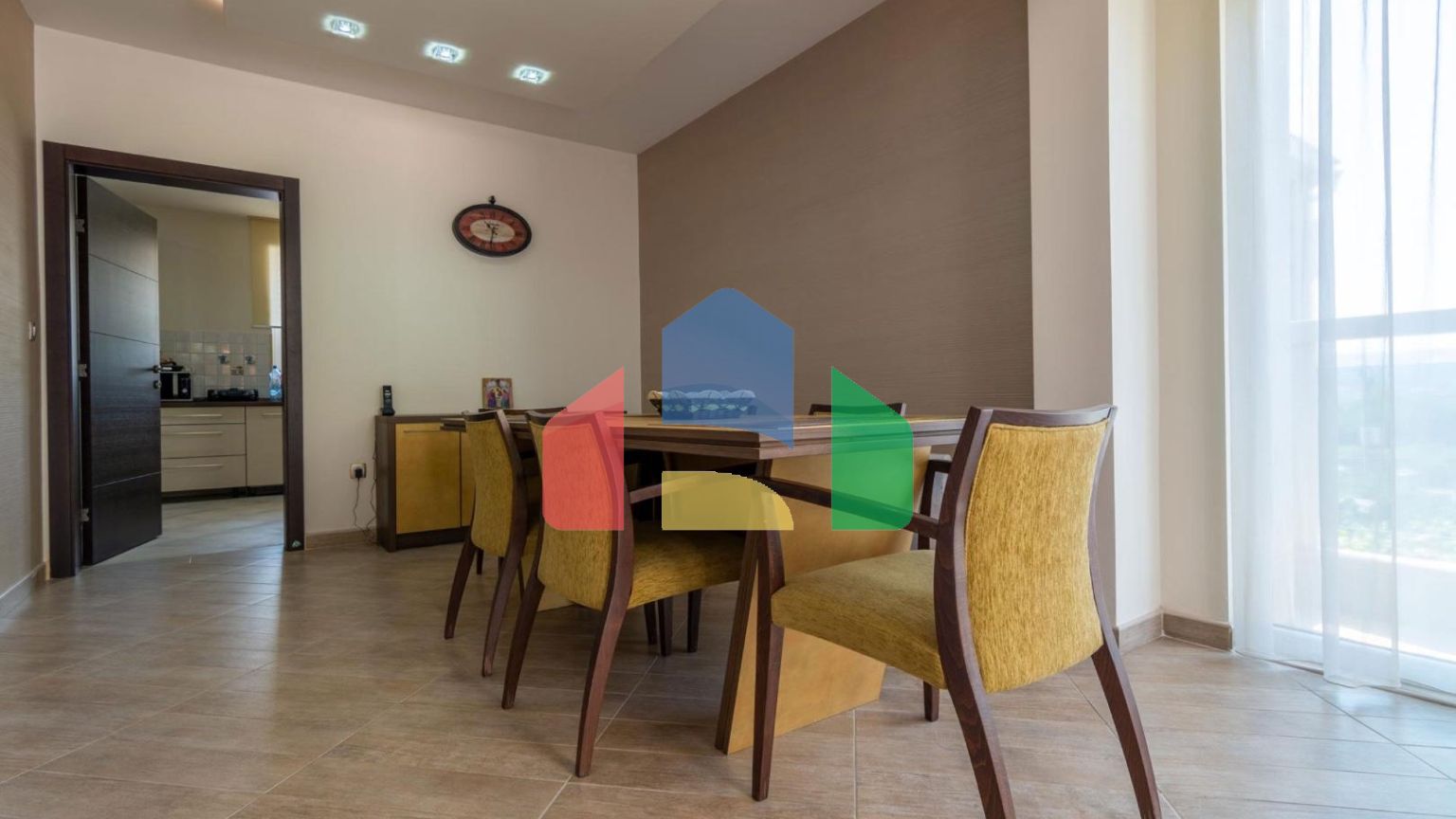 Новая вилла с бассейном и гаражом в Боничи, Тиват