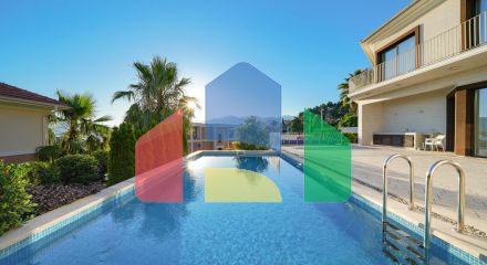 Luxury furnished villa in a quiet area of Tivat