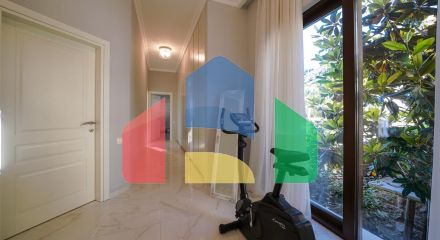 Роскошная меблированная вилла в тихом районе Тивата