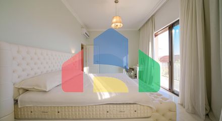 Роскошная меблированная вилла в тихом районе Тивата