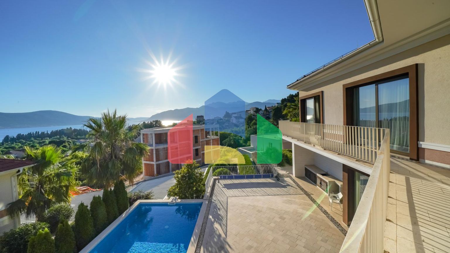 Роскошная меблированная вилла в тихом районе Тивата