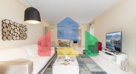 Продаётся стильная квартира в Порто Монтенегро! Продаётся стильная квартира в Порто Монтенегро!