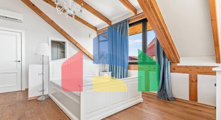 Продажа дома с тремя спальнями и видом на Бока-Которский залив