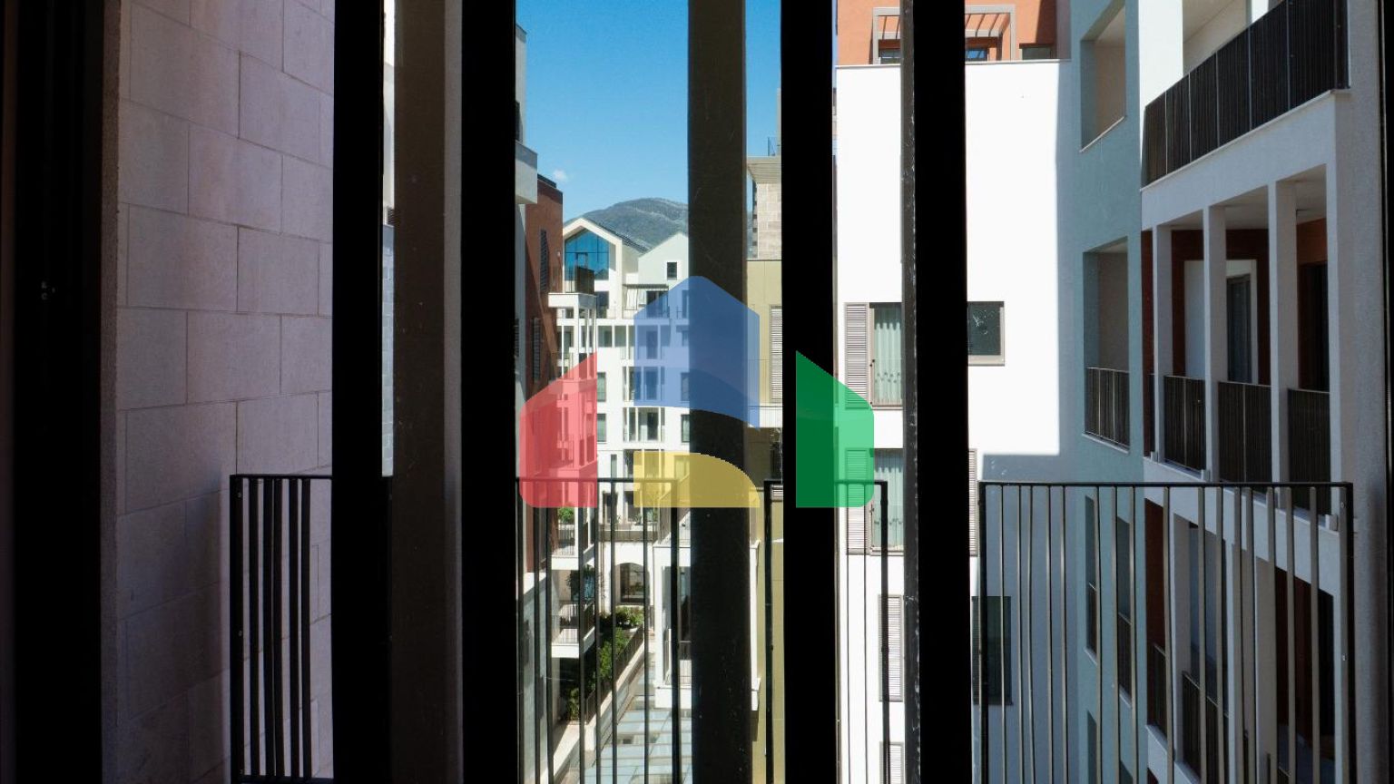 Современная 1-спальная квартира рядом с Porto Montenegro, Тиват