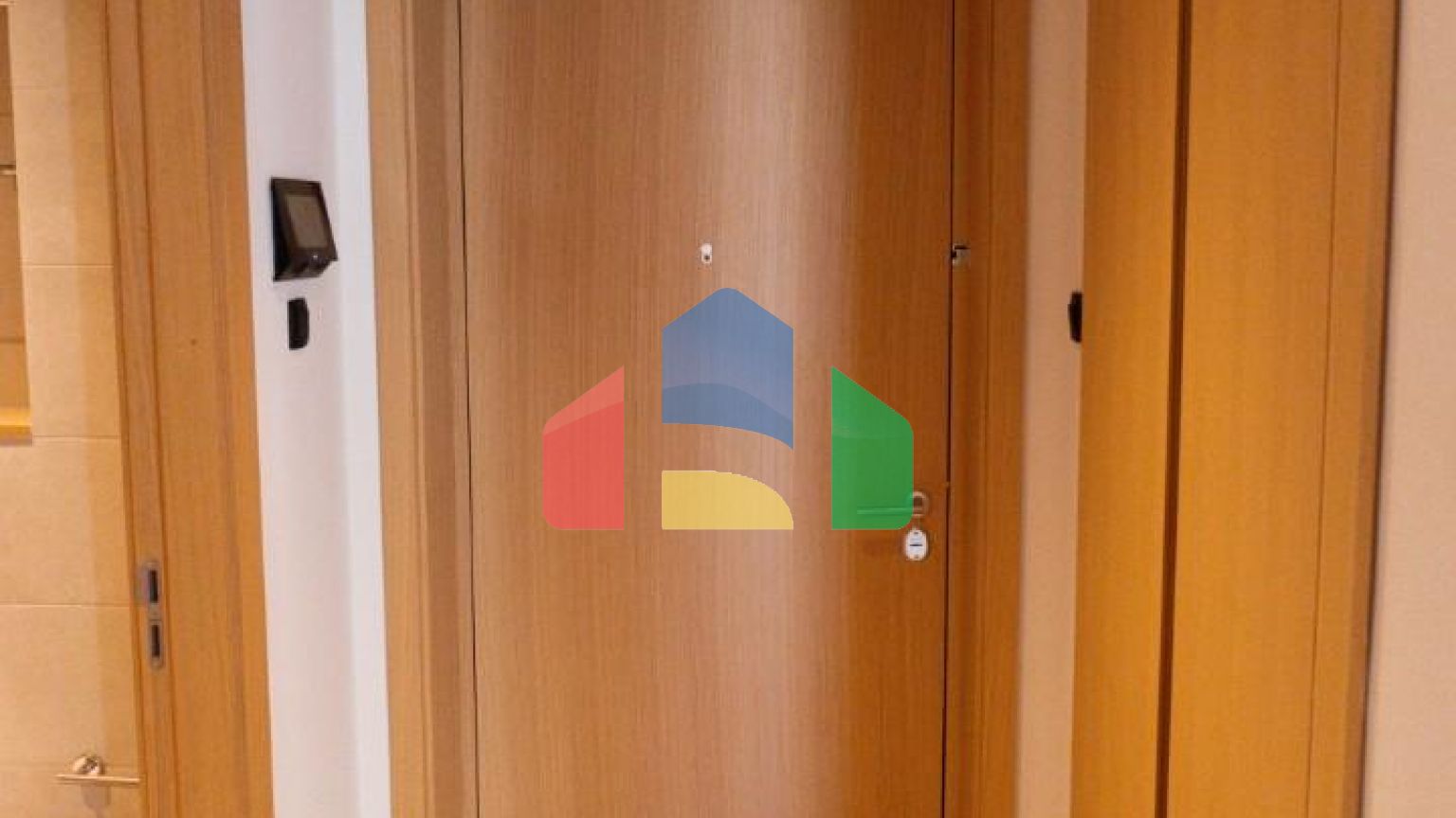 Современная 1-спальная квартира рядом с Porto Montenegro, Тиват