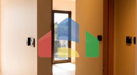 Просторная квартира с 2 спальнями и 2 санузлами в Boka Place, Тиват