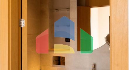 Просторная квартира с 2 спальнями и 2 санузлами в Boka Place, Тиват