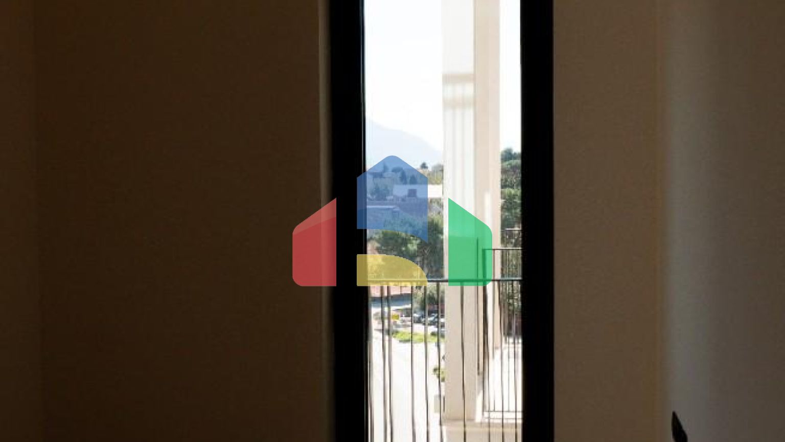 Просторная квартира с 2 спальнями и 2 санузлами в Boka Place, Тиват