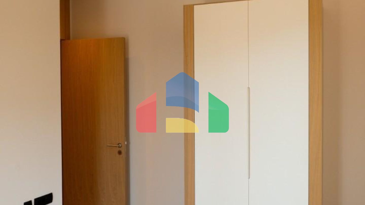 Просторная квартира с 2 спальнями и 2 санузлами в Boka Place, Тиват