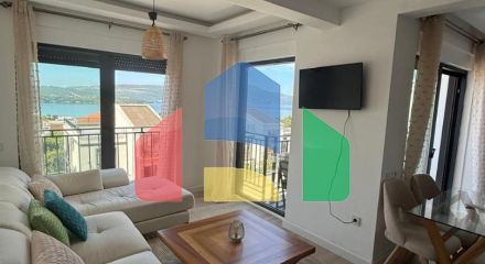 Шикарные апартаменты на продажу в Тивате