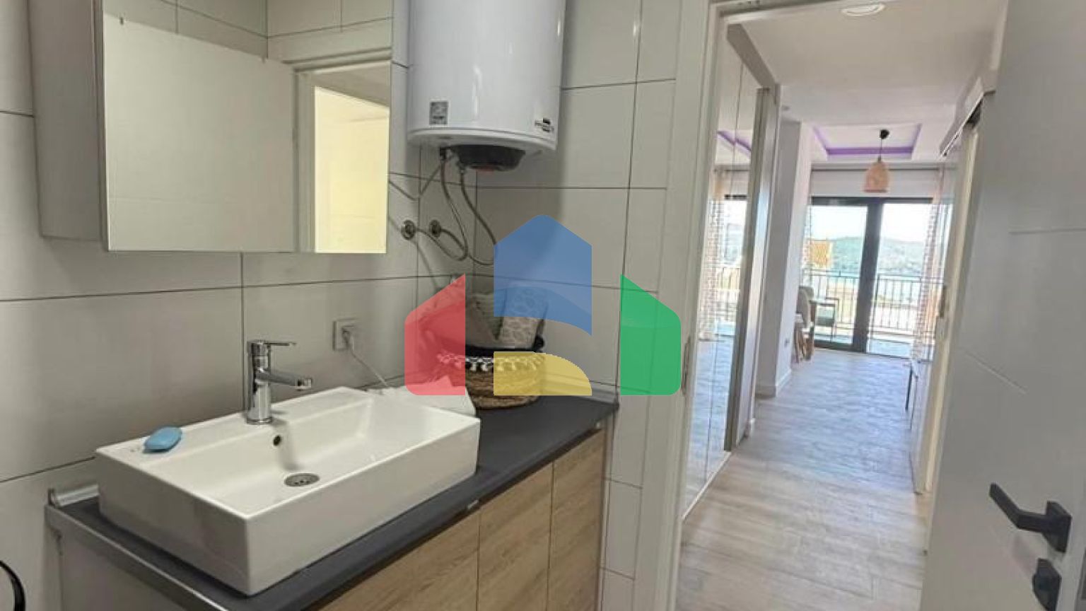 Шикарные апартаменты на продажу в Тивате