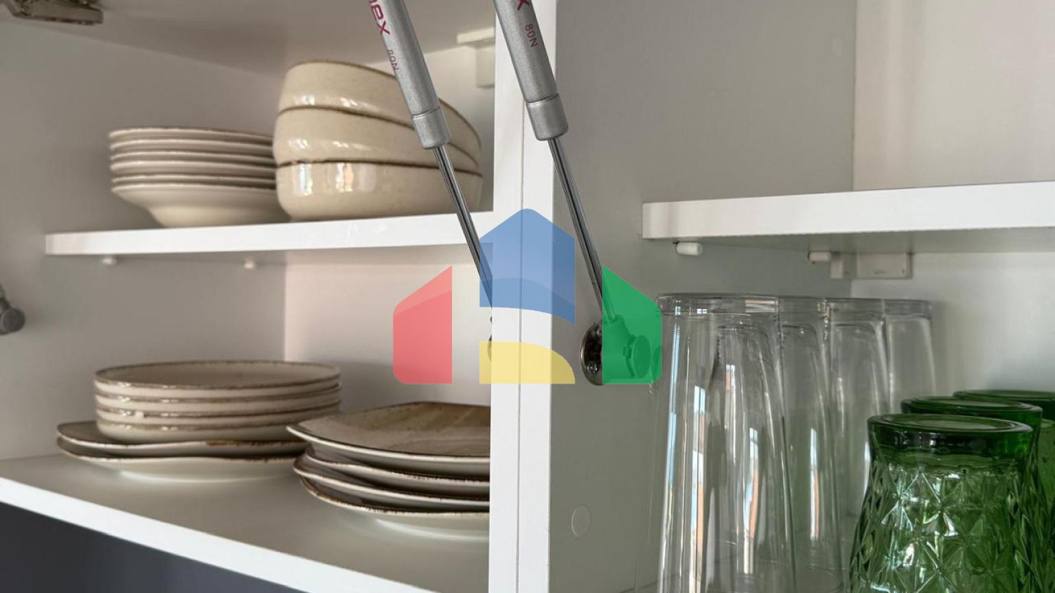 Шикарные апартаменты на продажу в Тивате