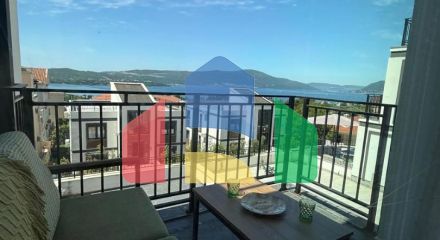 Шикарные апартаменты на продажу в Тивате