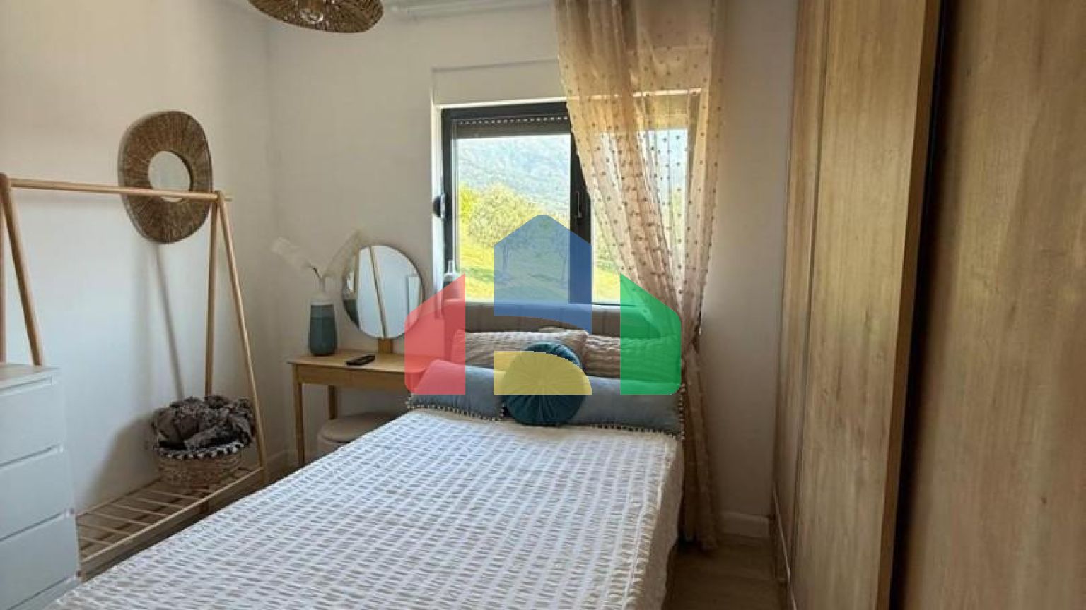 Шикарные апартаменты на продажу в Тивате