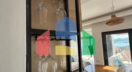 Шикарные апартаменты на продажу в Тивате