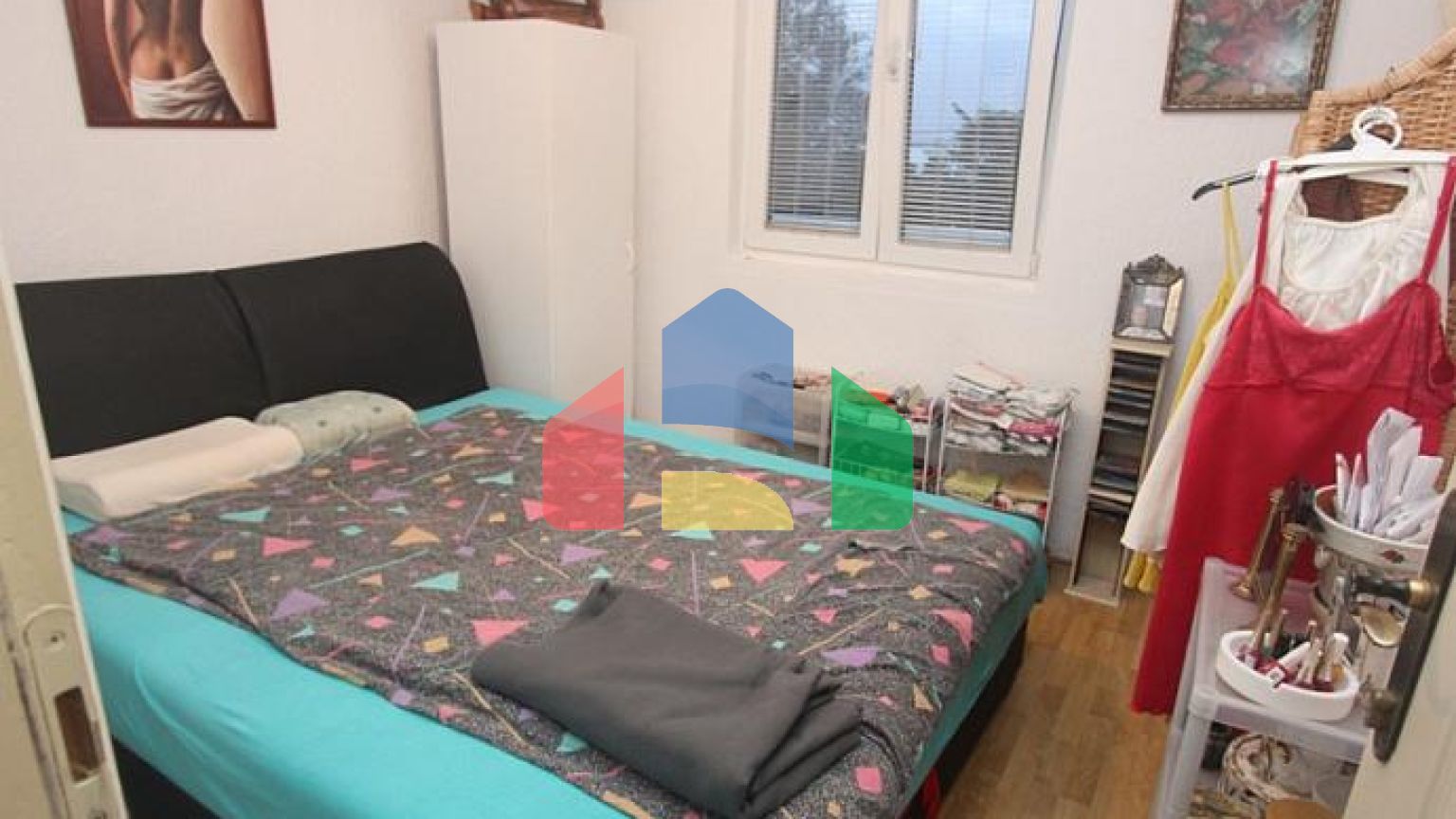 Дом в тихом районе Луштици