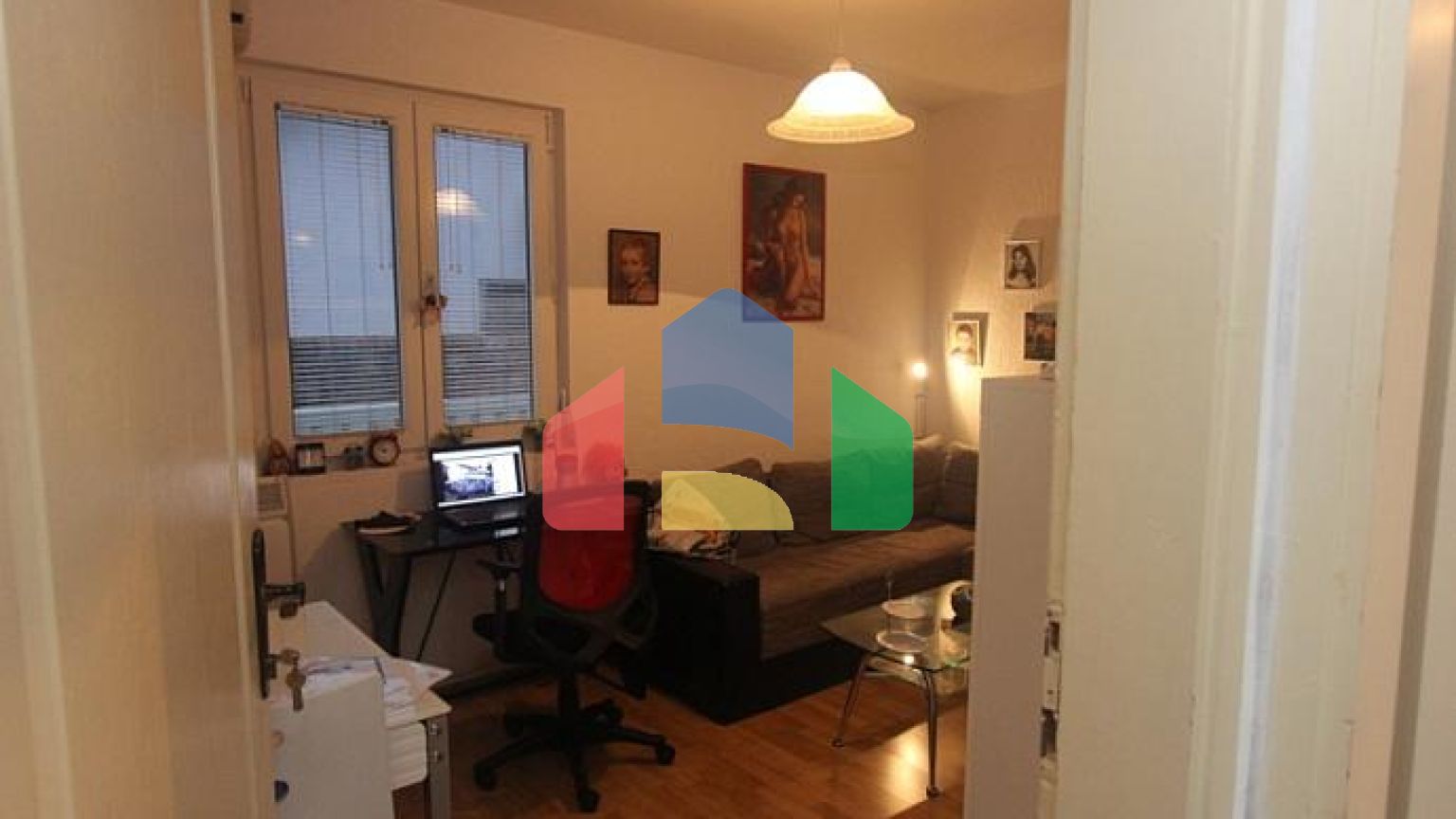 Дом в тихом районе Луштици