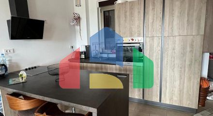 Просторная квартира с видом на море в Тивате, район Мажино