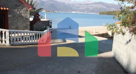 Участок в Тивате