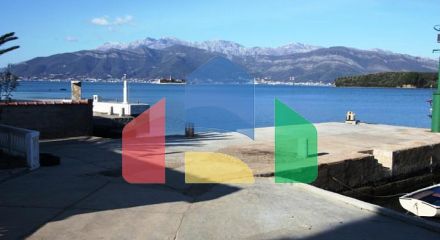 Участок в Тивате