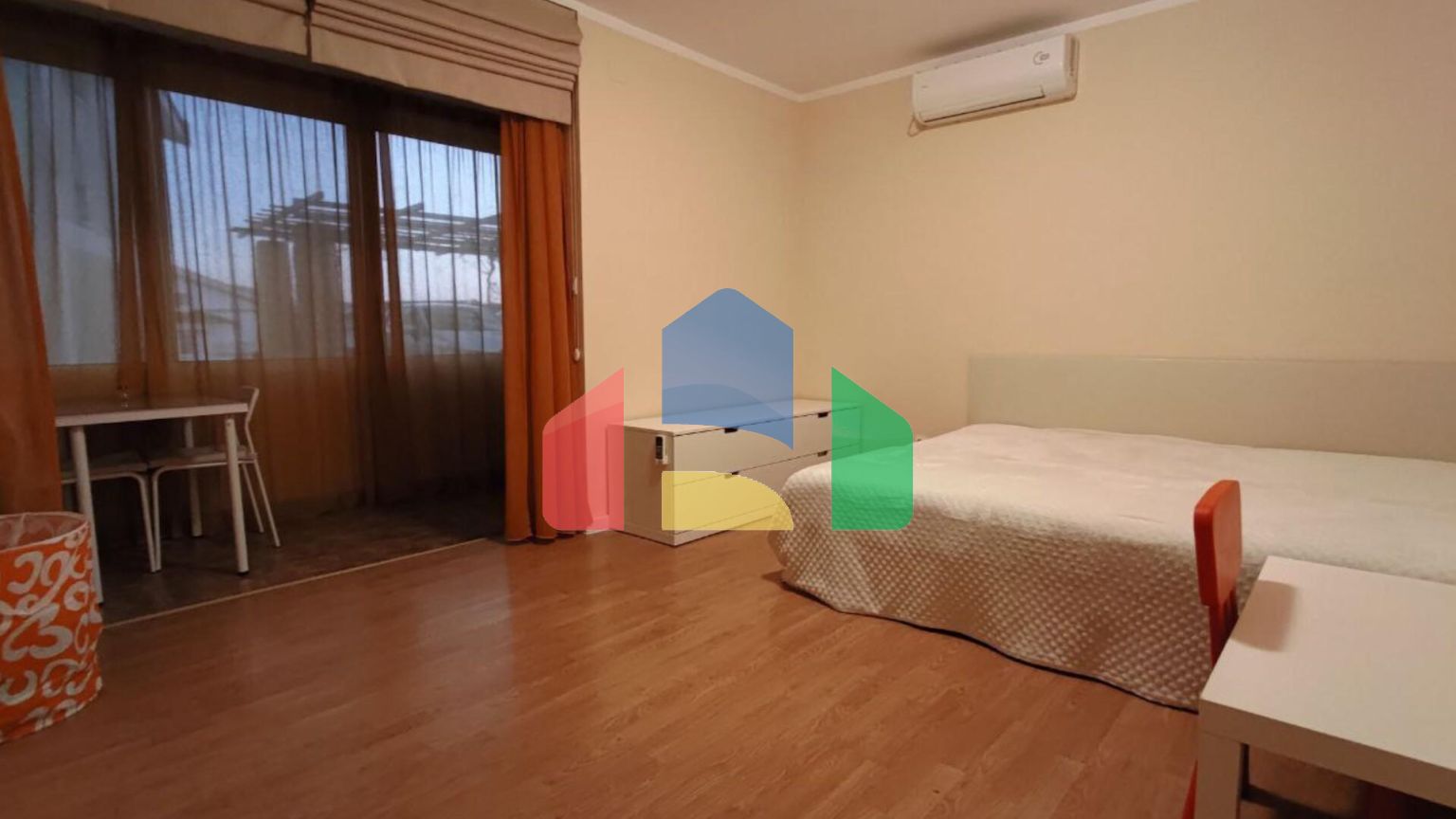 Продаётся легальный дом с видом на Которский залив, Тиват, Черногория