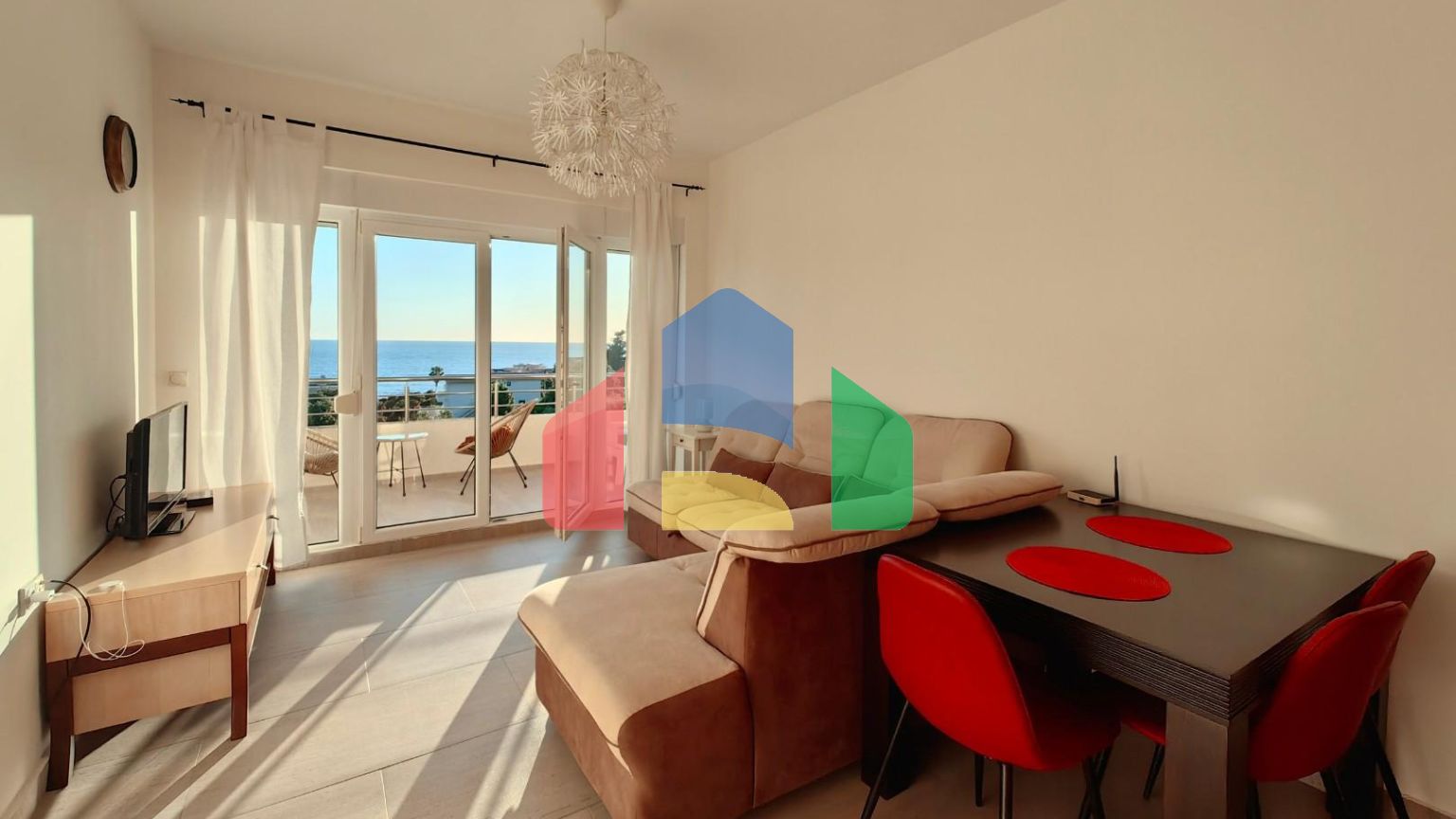 Продаётся легальный дом с видом на Которский залив, Тиват, Черногория