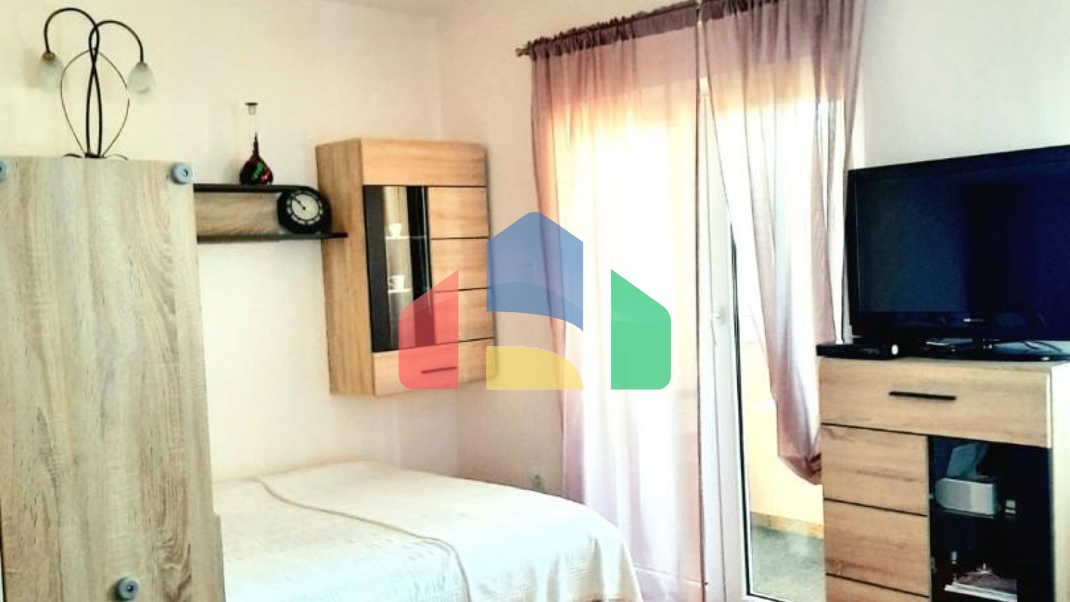 Студия в Тивате