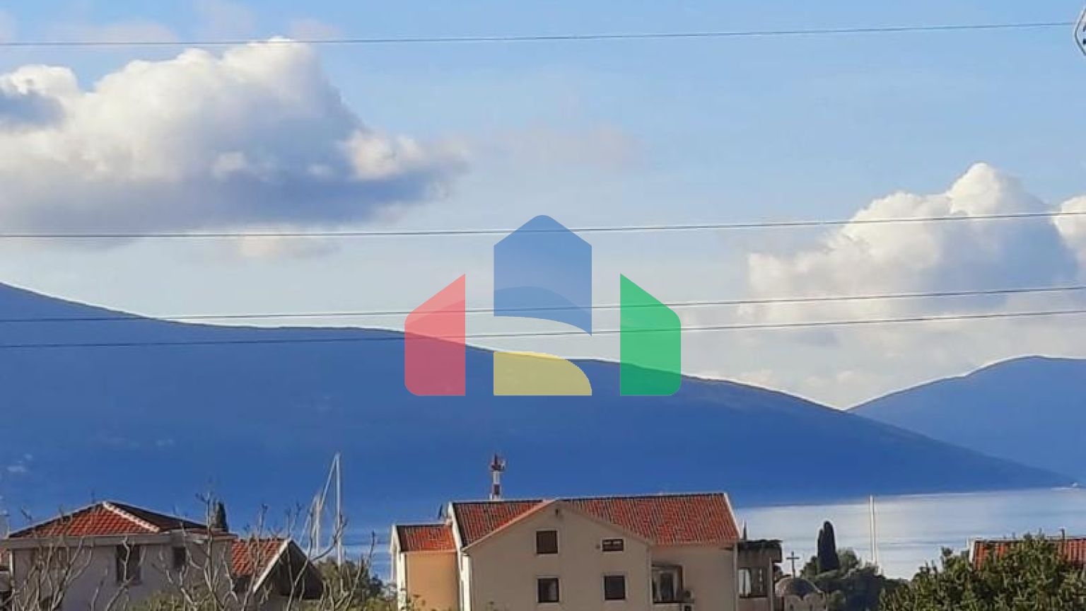 Студия в Тивате