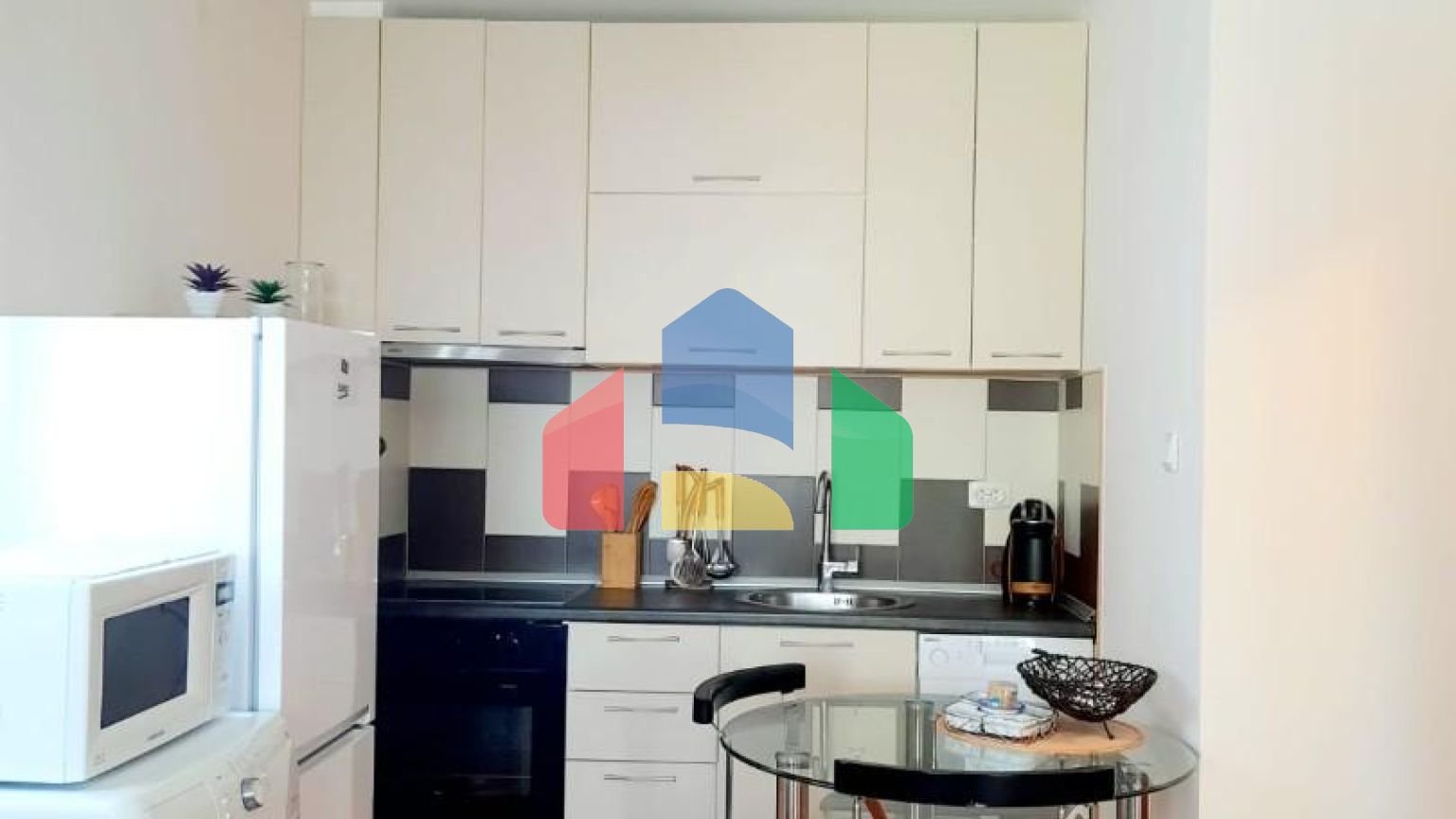 Студия в Тивате