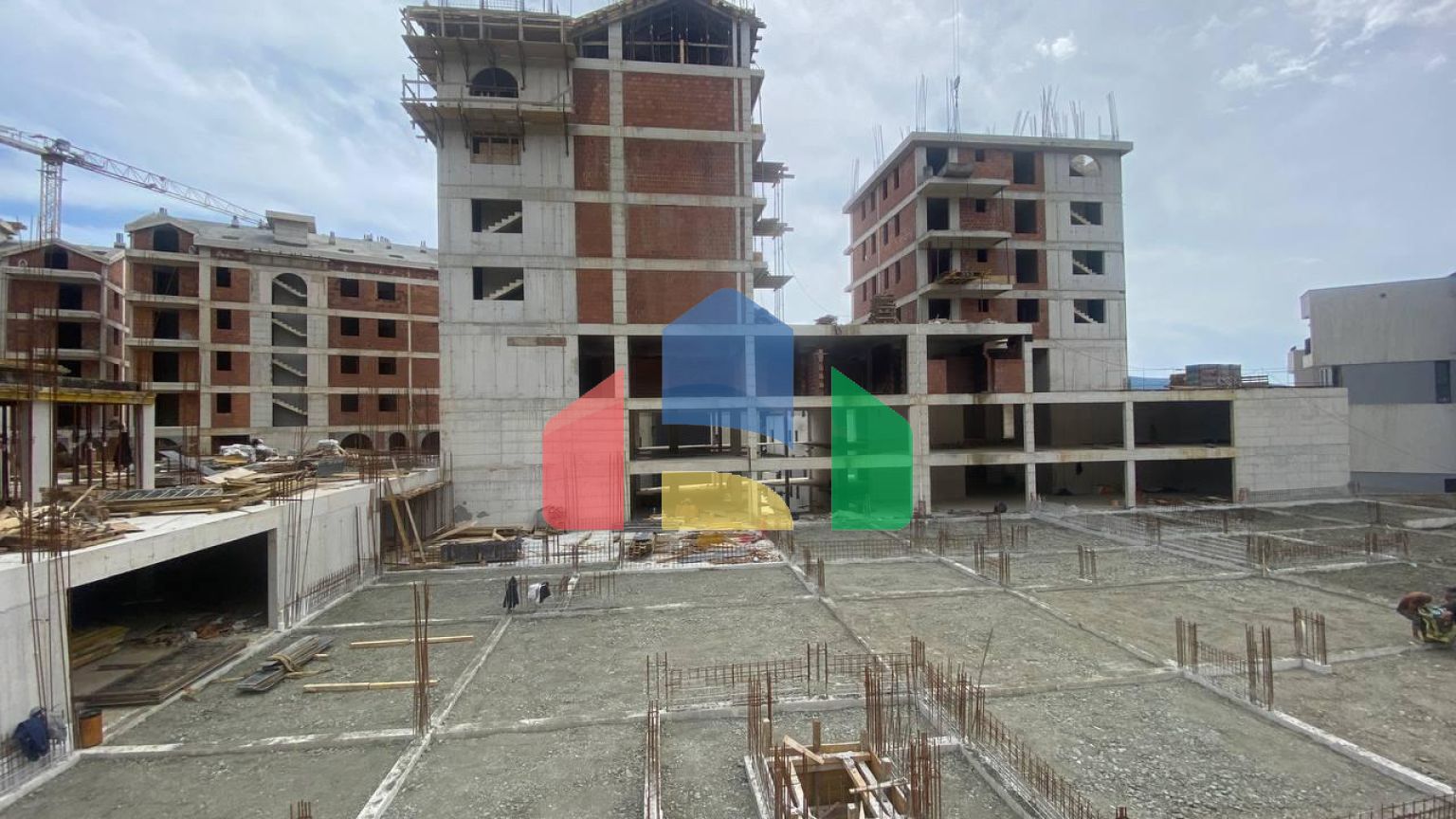 Студия в новостройке в  Тивате по минимальной цене от €104 025