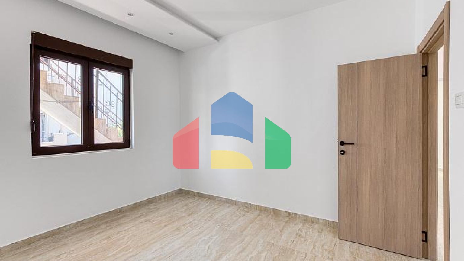 Отремонтированная квартира в Тивате, 78 м²