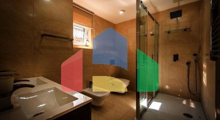 Дом с бассейном в Крашичи