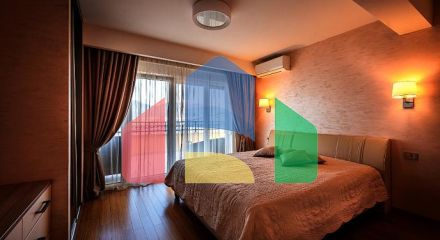 Дом с бассейном в Крашичи