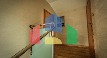 Дом с бассейном в Крашичи