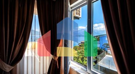 Дом с бассейном в Крашичи