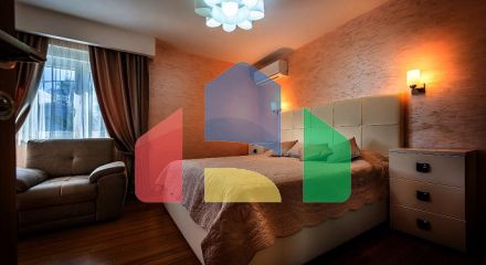 Дом с бассейном в Крашичи