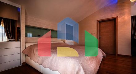 Дом с бассейном в Крашичи