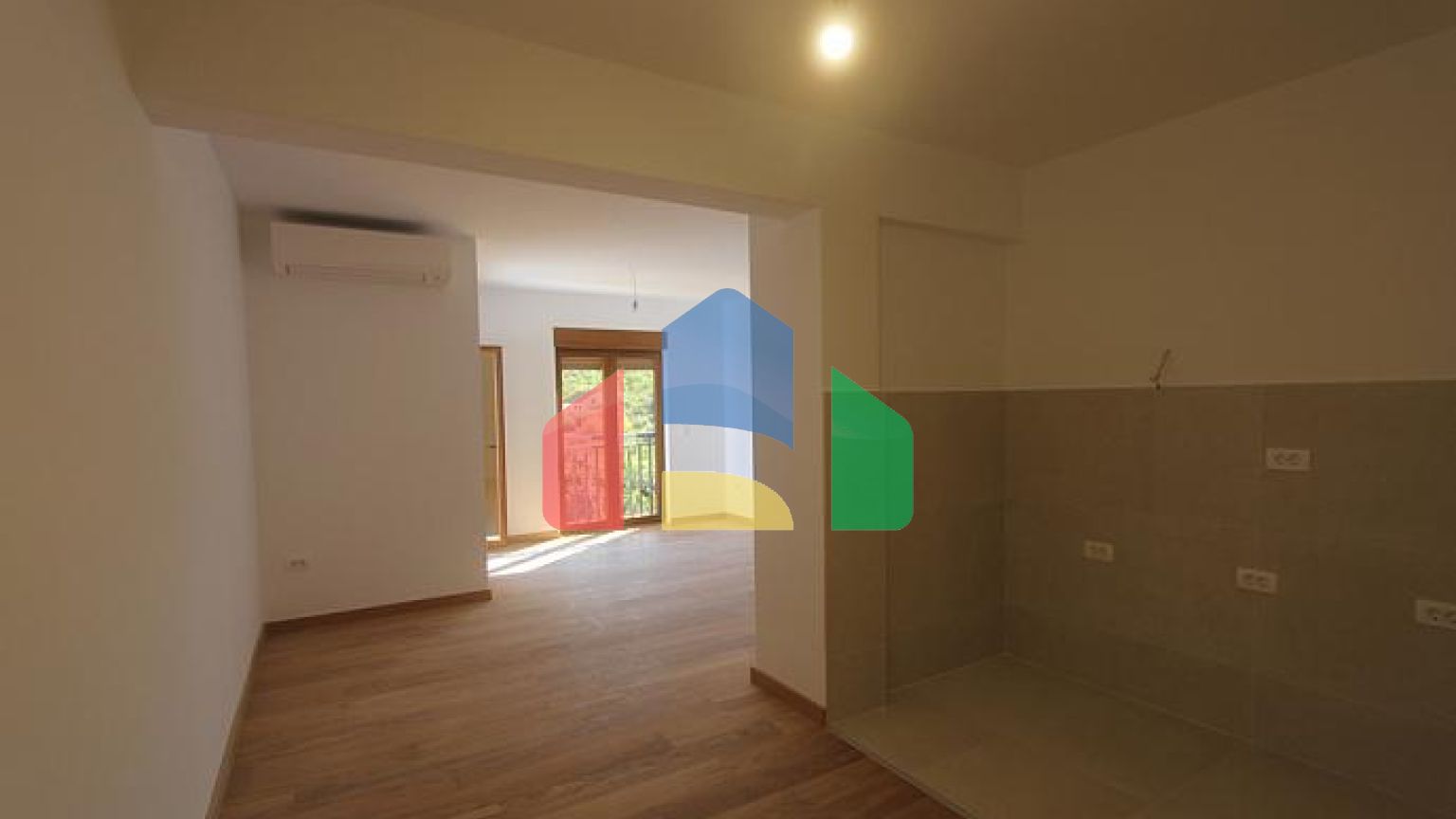 Квартиры в двух новостройках в Джурашевичи