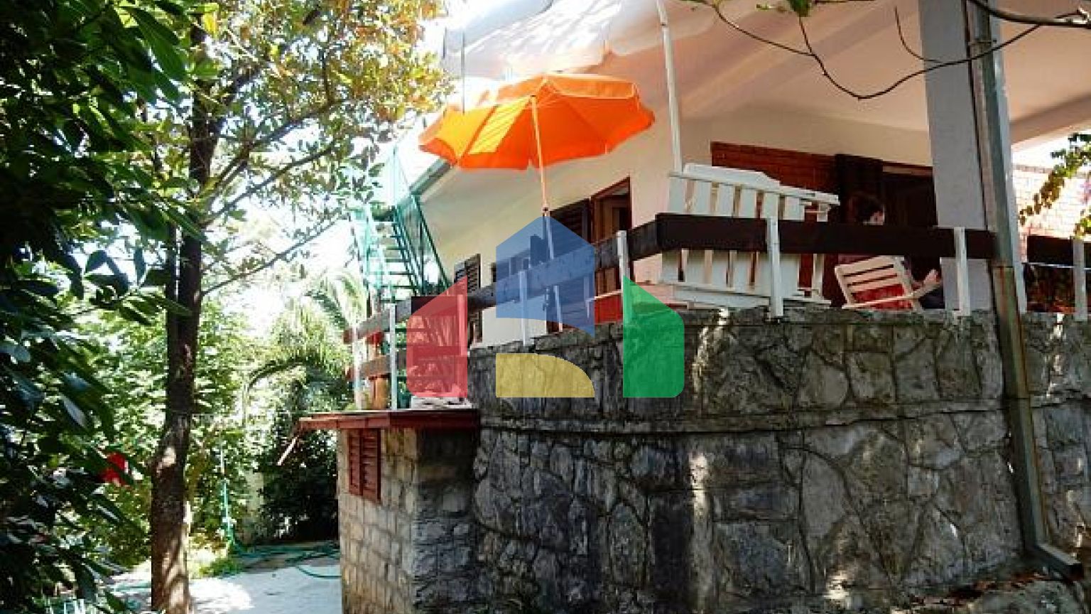 Дом с видом на море в Крашичи