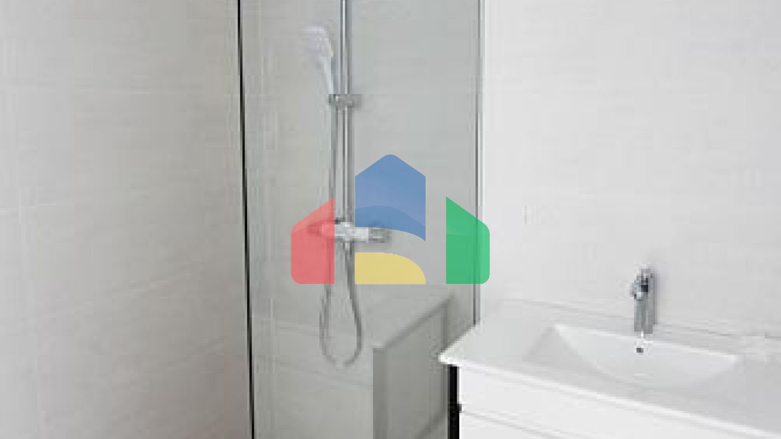 Элитные апартаменты на первой линии в Опатово