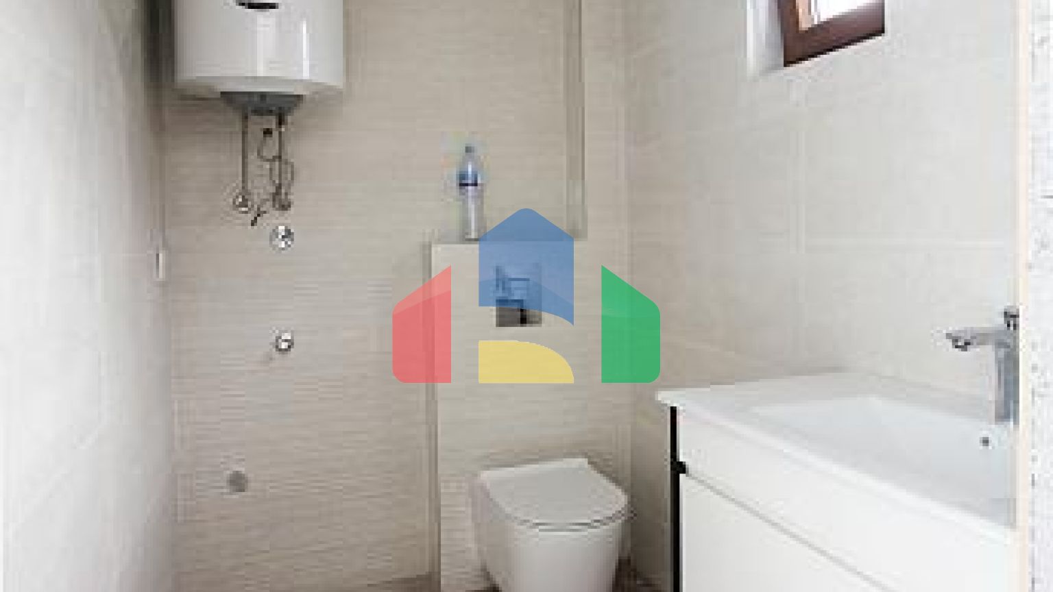 Элитные апартаменты на первой линии в Опатово