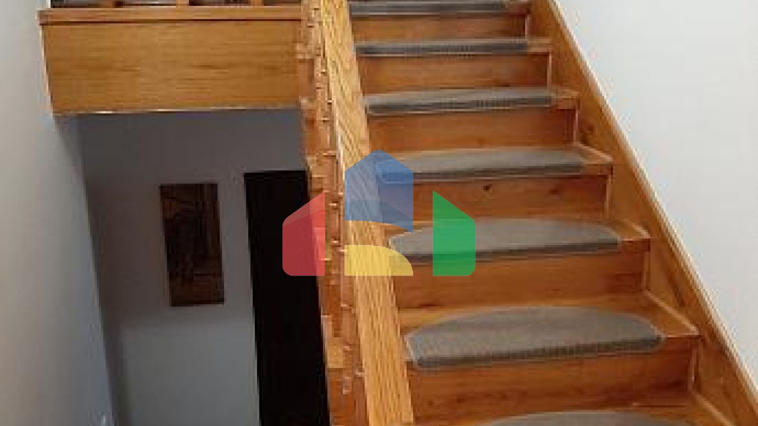 Дом с прекрасным видом в Тивате на продажу